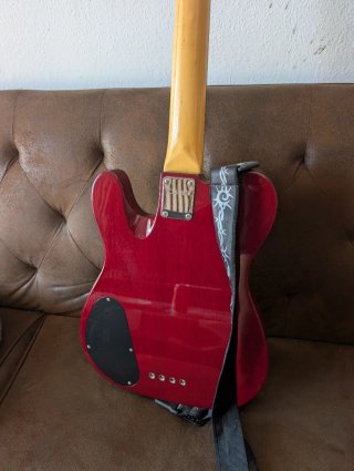Bajo Schecter Baron-H Rojo