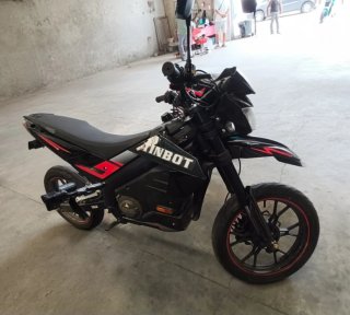 Motos Eléctricas de  50cc y 125cc