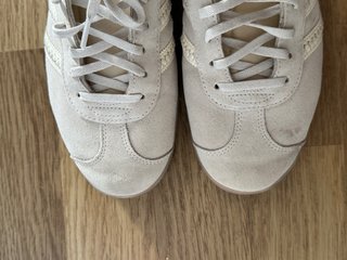 Adidas Gazelle Beige Talla 44 2/3