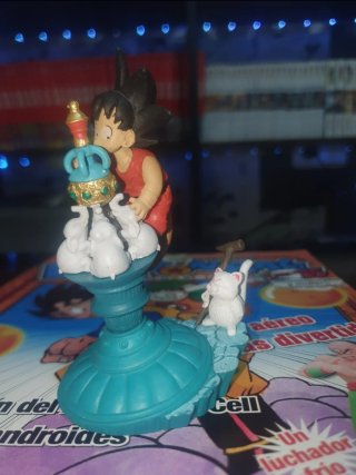 Figura Dragon Ball Escena Torre Gato Karin