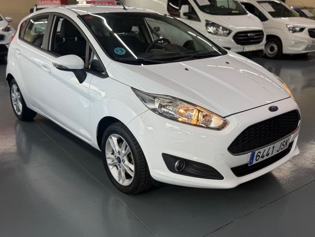Ford Fiesta 2016, foto 2