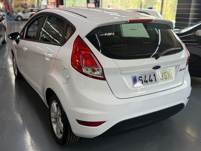 Ford Fiesta 2016, foto 4