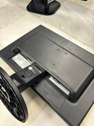Lote monitores LG y ASUS – Venta conjunta o indivi