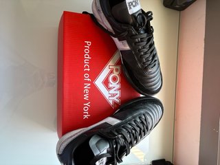 Zapatillas Pony Negras y Blancas