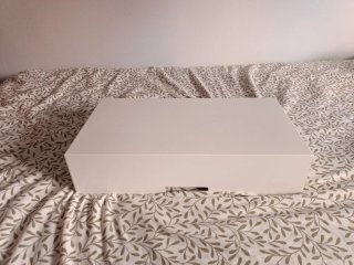Elevador de pantalla de madera y metal de IKEA