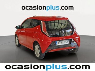Toyota Aygo 1.0 70 x-play 51 kW (69 CV)