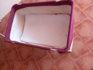 Minicuna plegable rosa