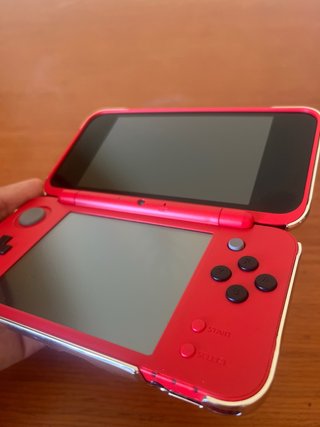 NEW NINTENDO 2Ds XL EDICIÓN POKÉBALL