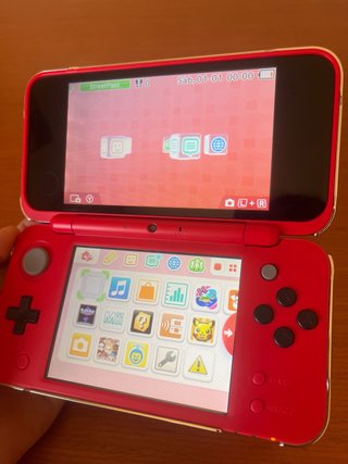 NEW NINTENDO 2Ds XL EDICIÓN POKÉBALL