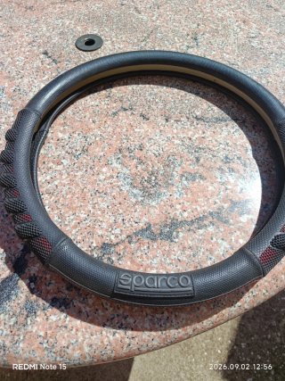 PROTECTOR DE VOLANTE. NUEVO. SPARCO