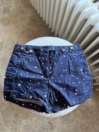 Pantalón corto azul lunares