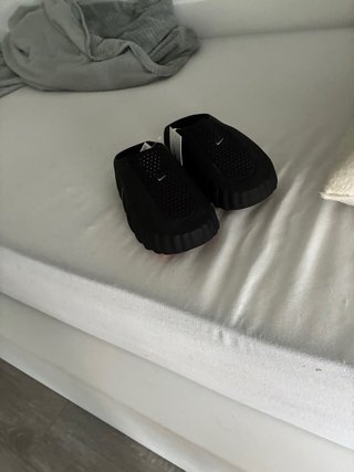 Nike chanclas Negras y Naranjas