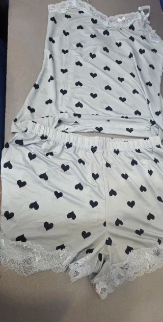 Pijama Corazones Negro y Blanco Talla S