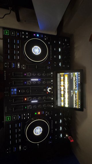 Denon DJ Prime 4+ Mesa de Mezclas