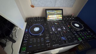 Denon DJ Prime 4+ Mesa de Mezclas