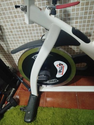 Bicicleta Spinning Gimnasio
