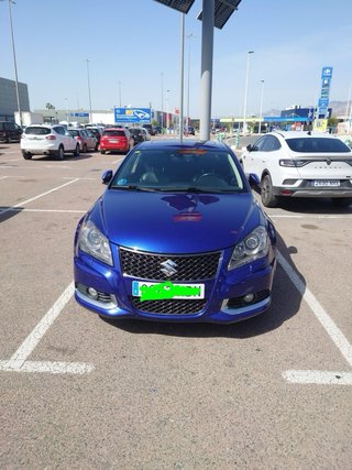 Suzuki Kizashi 2011