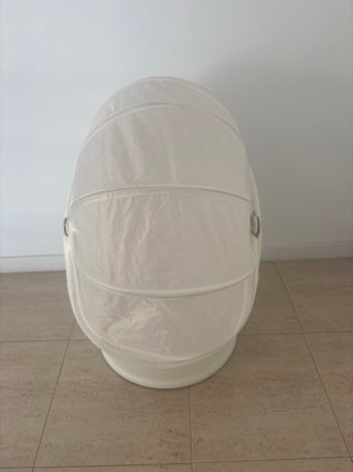 Silla Huevo Ikea Blanca y Roja