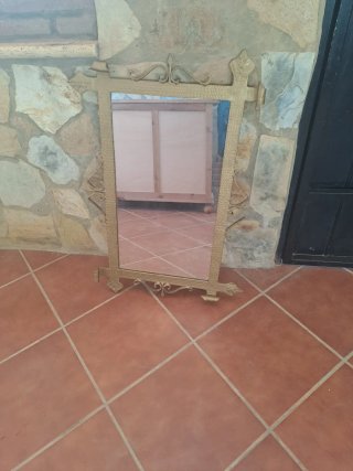 Espejo rústico de hierro dorado