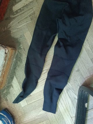 Traje de neopreno negro talla m