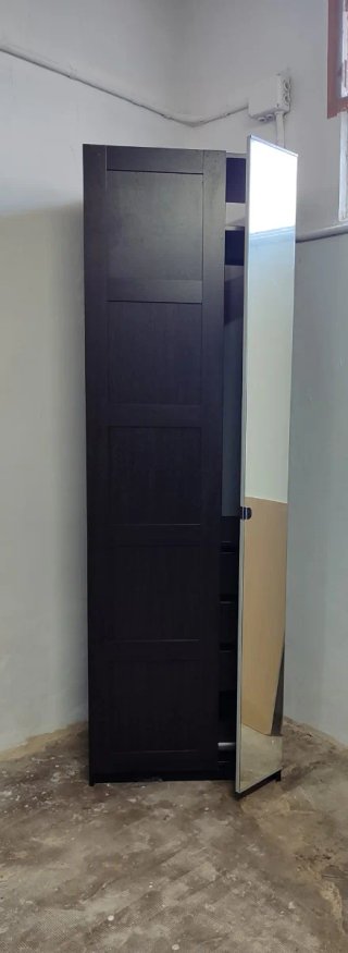 Armario Ikea 75 cm Negro con Espejo