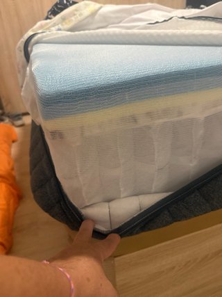 Colchon de1.35,a estrenar,muelles ensacados