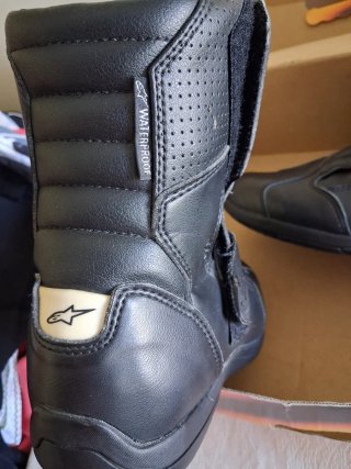 Botas de Moto "Alpinestars" Caña Media