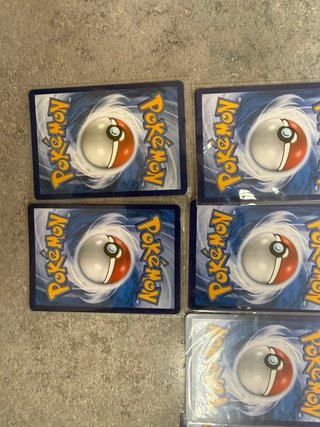 Lotto 12 carte Pokemon