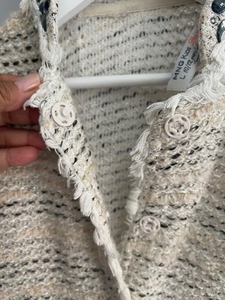 Chaqueta de vestir con piedras en cuello