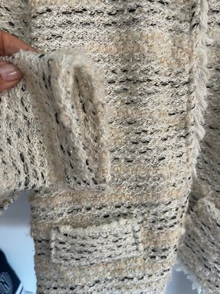 Chaqueta de vestir con piedras en cuello