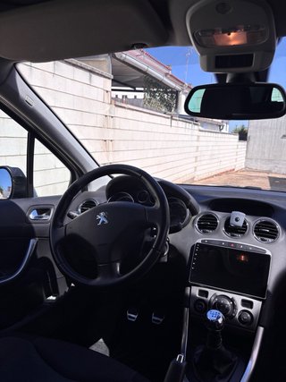 Peugeot 308 2012