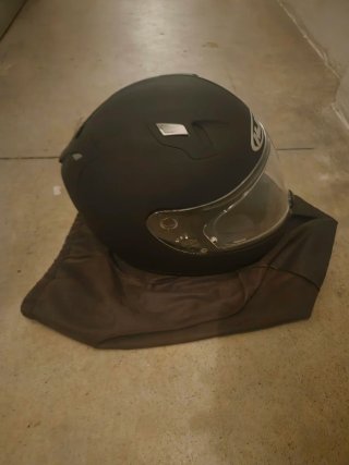Casco de moto HJC negro