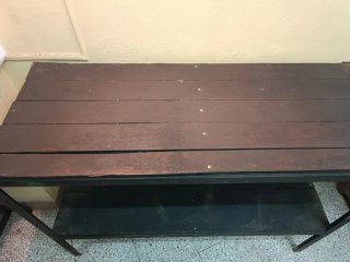 Mesa sella industrial madera y metal