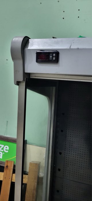 Vitrina Refrigerada Profesional INFRICO