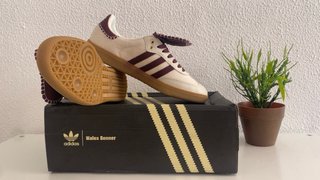 Zapatillas Adidas Beige y Marrón
