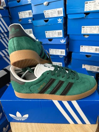 Zapatillas Adidas Gazelle Talla 41.5 Verde/Marrón