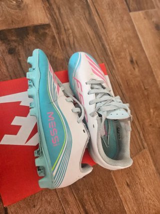 Botas de fútbol Adidas F50 Messi