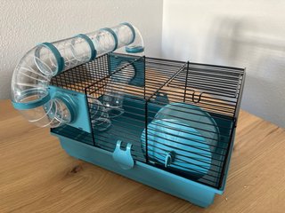 Jaula provisional para hámster con túneles