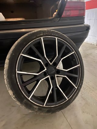 Llantas Audi PARA REVISAR I REPARAR LAS 4