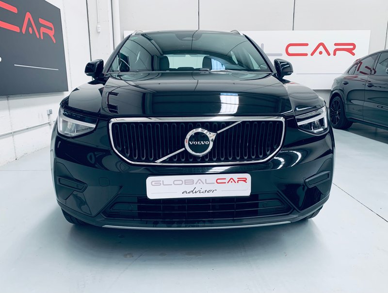 Volvo XC40 2022, foto 3