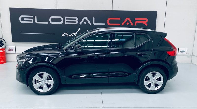 Volvo XC40 2022, foto 5
