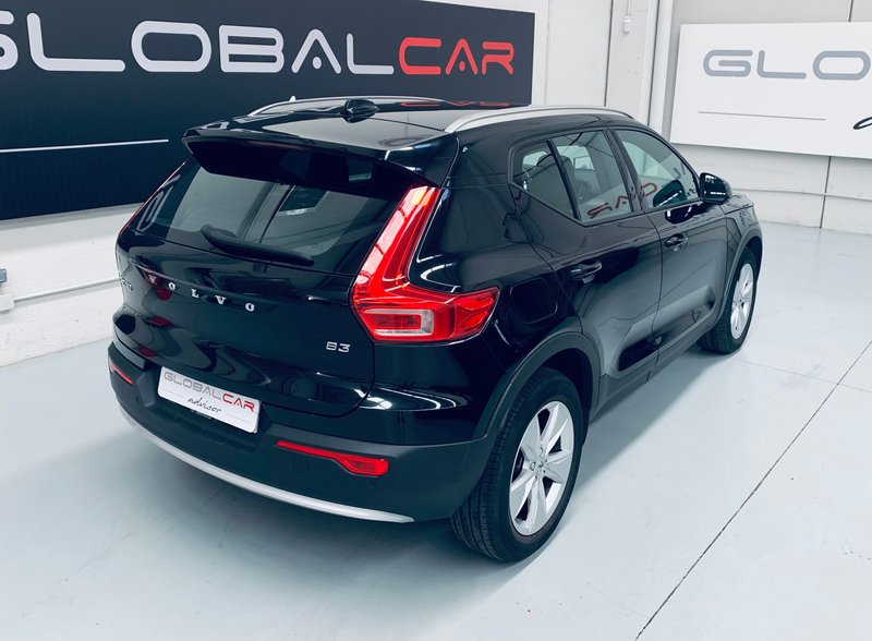 Volvo XC40 2022, foto 6