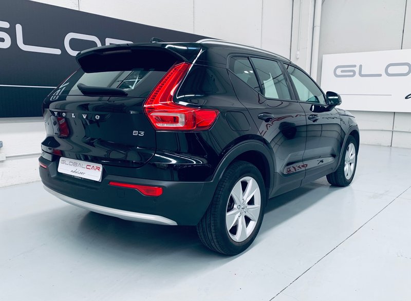 Volvo XC40 2022, foto 7