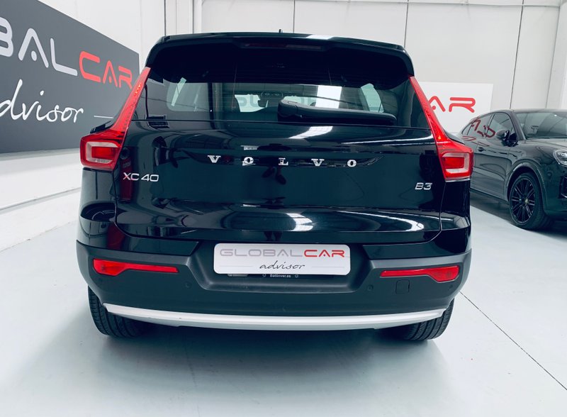 Volvo XC40 2022, foto 10