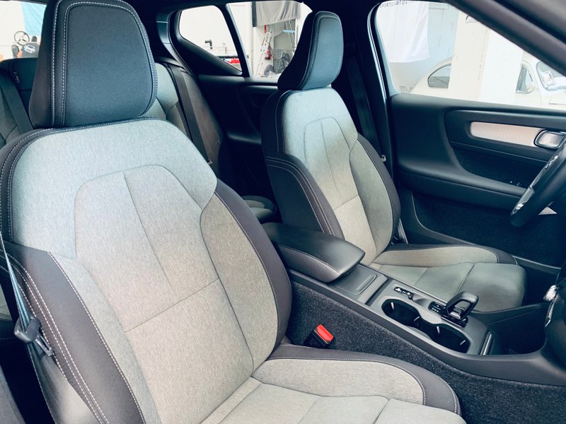 Volvo XC40 2022, foto 30