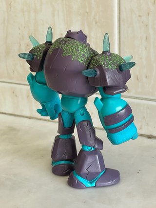 Ben 10 Omni Enhanced Shock Rock Figure Playmates