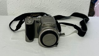 Fotocamera Digitale Fujifilm FinePix 4900 Zoom