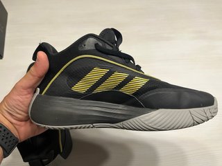 Zapatillas Adidas Own the Game 3 Negro/Dorado