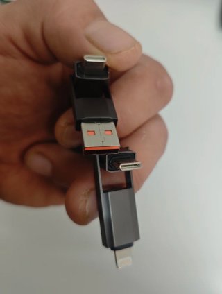 Cable carga 4 en 1 llavero 65W con pantalla