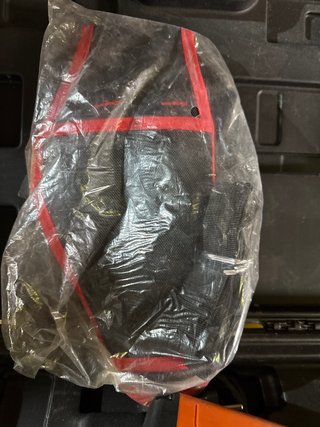 Tijera de podar eléctrica con batería